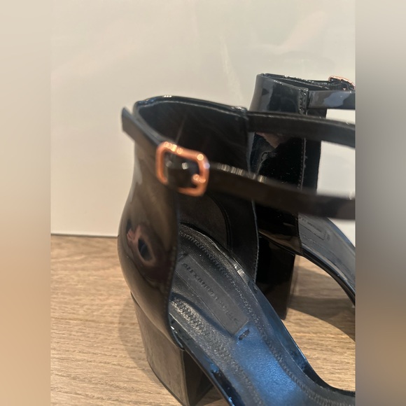 Alexander Wang patent leather sandals - Picture 9 of 12